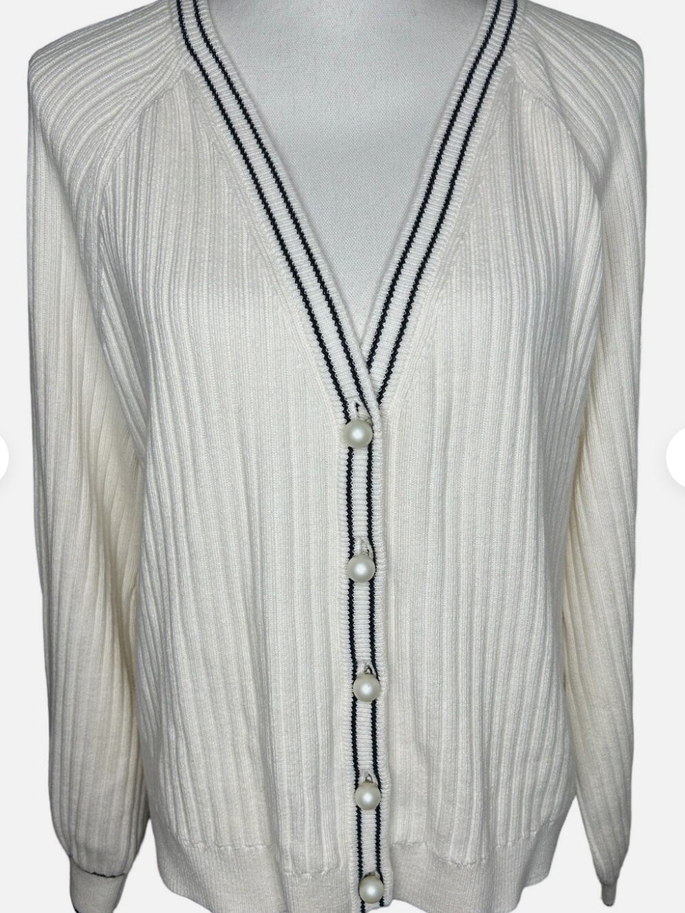 Talbots Ivory Pearl Button V-Neck cardigan W/ Black Stripe Trim SZ LP - Picture 5 of 16